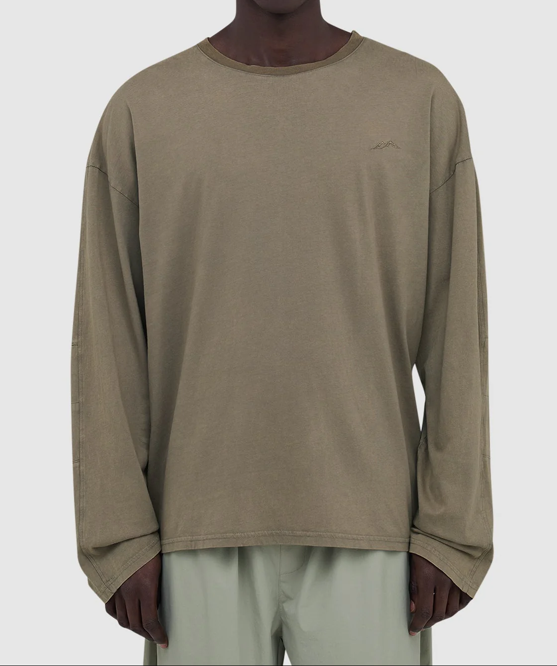 Everyday Longsleeve Tee Washed Brown - Image 4