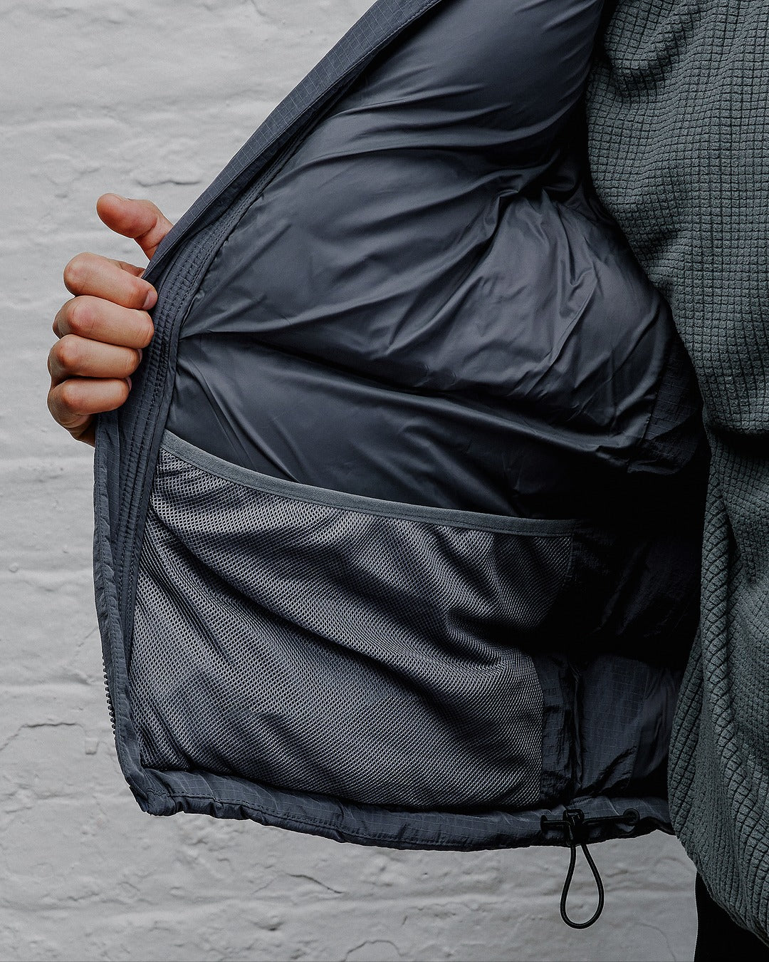 Summit Puffer Charcoal - Image 7