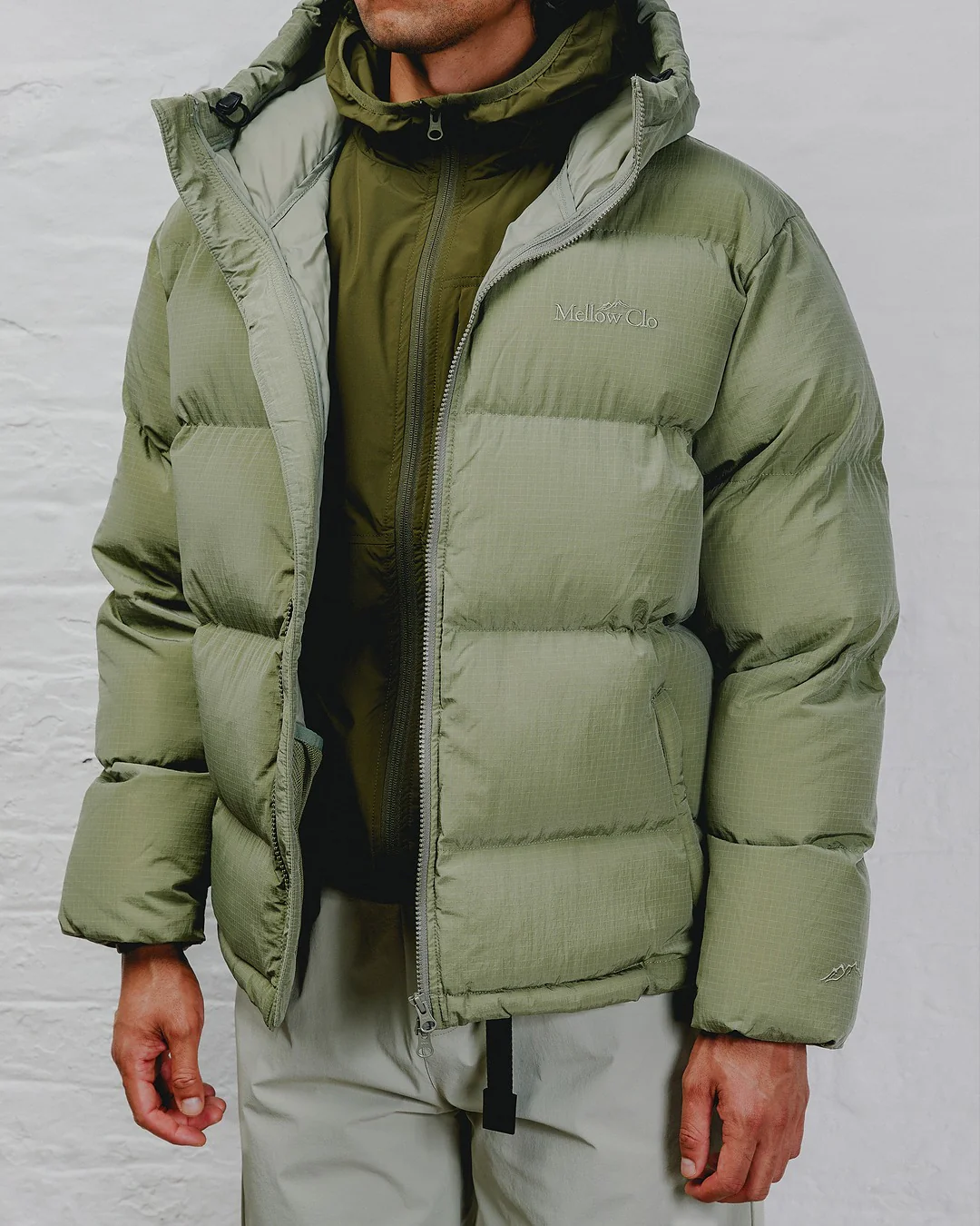 Summit Puffer Olive - Image 4